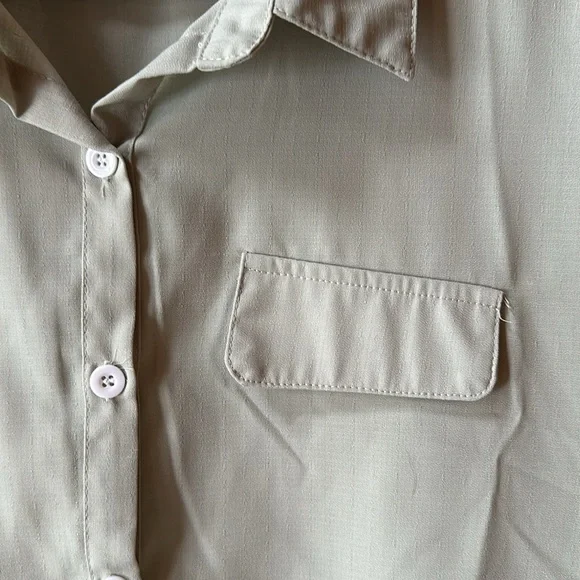 T-shirt button down - Picture 2 of 3